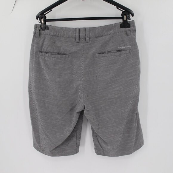 Travis Mathew Shorts Mens 32 10.5" Performance Stretch Golf Flat Front Gray - Picture 3 of 9